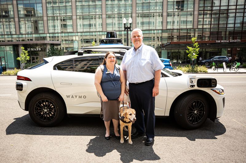 autonomous ride-hailing operator Waymo welcomes ADI-certified assistance dogs copyright ADI_Waymo